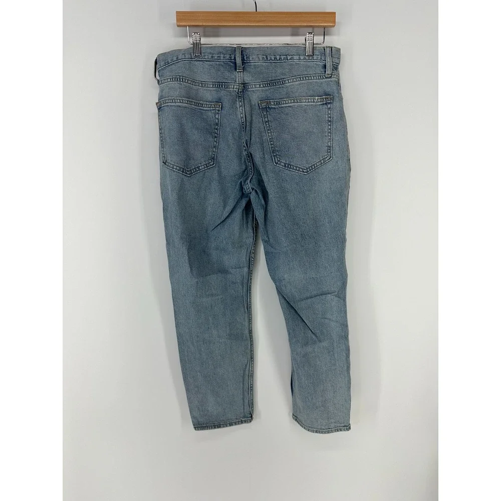 Old Navy Athletic Taper Jeans Mens 34x30 Light Wash Built-In Flex Denim Pants